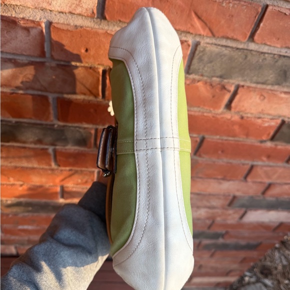 Coach Y2K SoHo Daisy in green with white leather trim - Picture 6 of 10